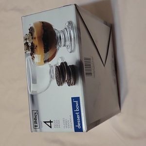 4 Glass  Dessert Bowls